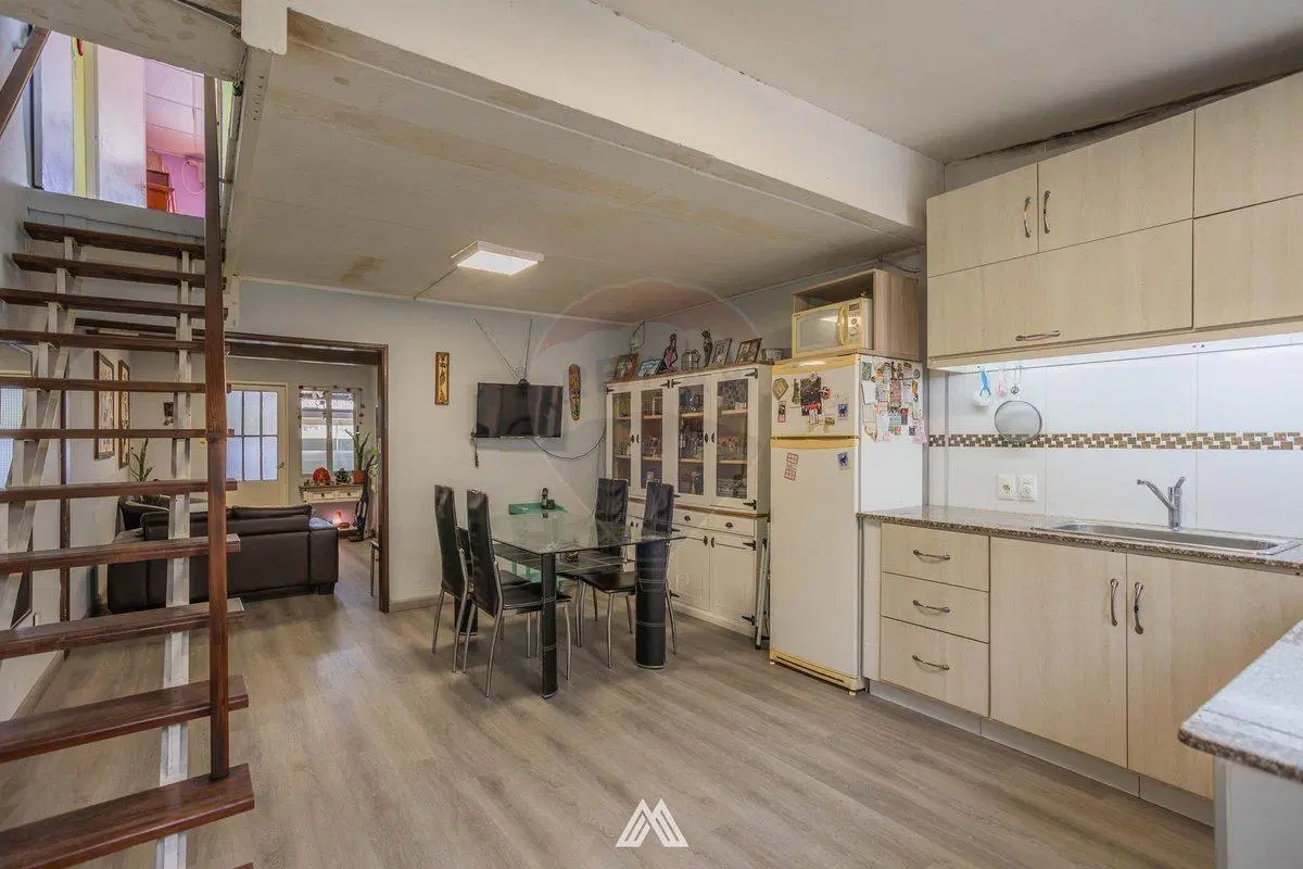 VENTA CASA DOS DORMITORIOS MALVIN NORTE GARAJE 5