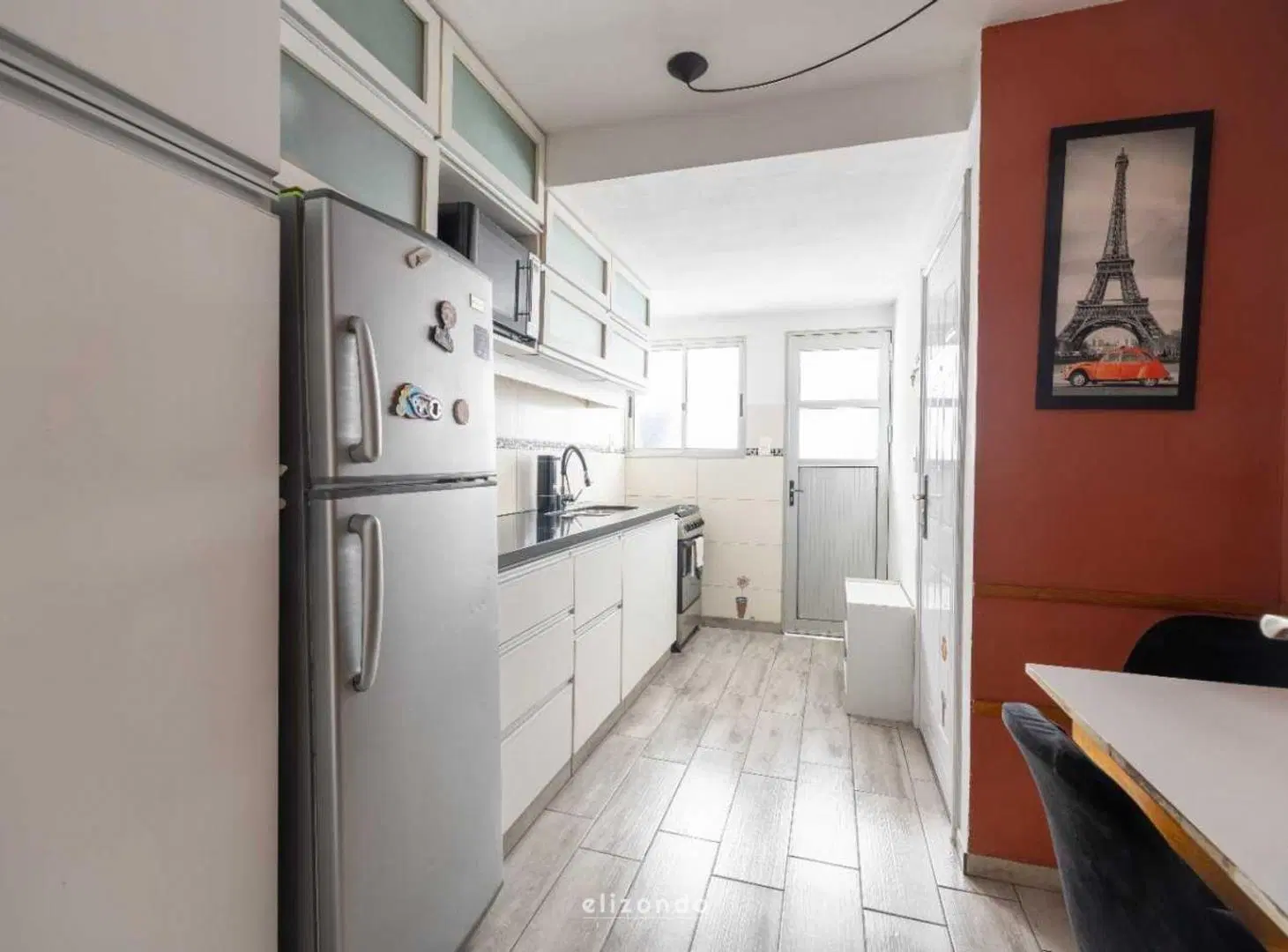 VENTA APARTAMENTO 2 DORM. CORDON SUR. PISO ALTO 4