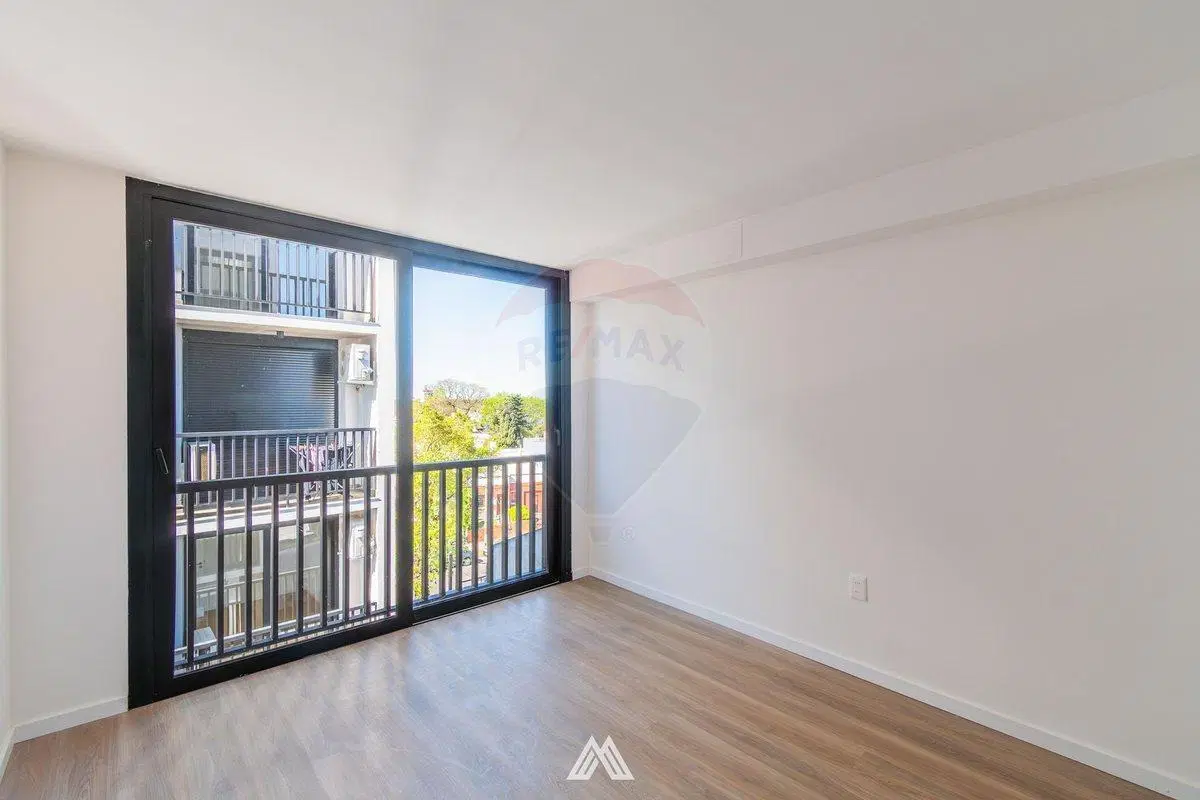 VENTA APARTAMENTO 1 DORMITORIO Y GARAJE CON RENTA 5