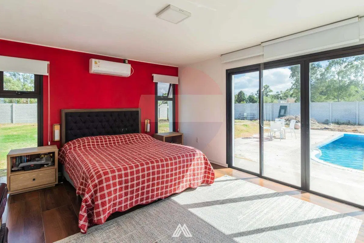 SE VENDE CASA 4 DORMITORIOS CIUDAD DEL PLATA 8