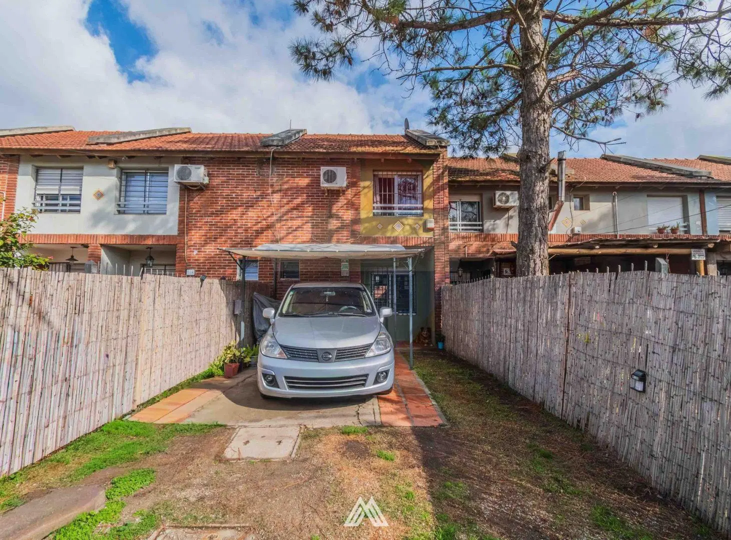 SE VENDE CASA DOS DORMITORIOS CIUDAD DE LA COSTA 1