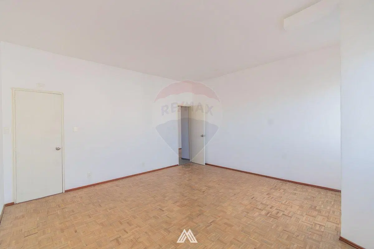 SE ALQUILA APARTAMENTO 2 DORMITORIOS EN EL CENTRO 2