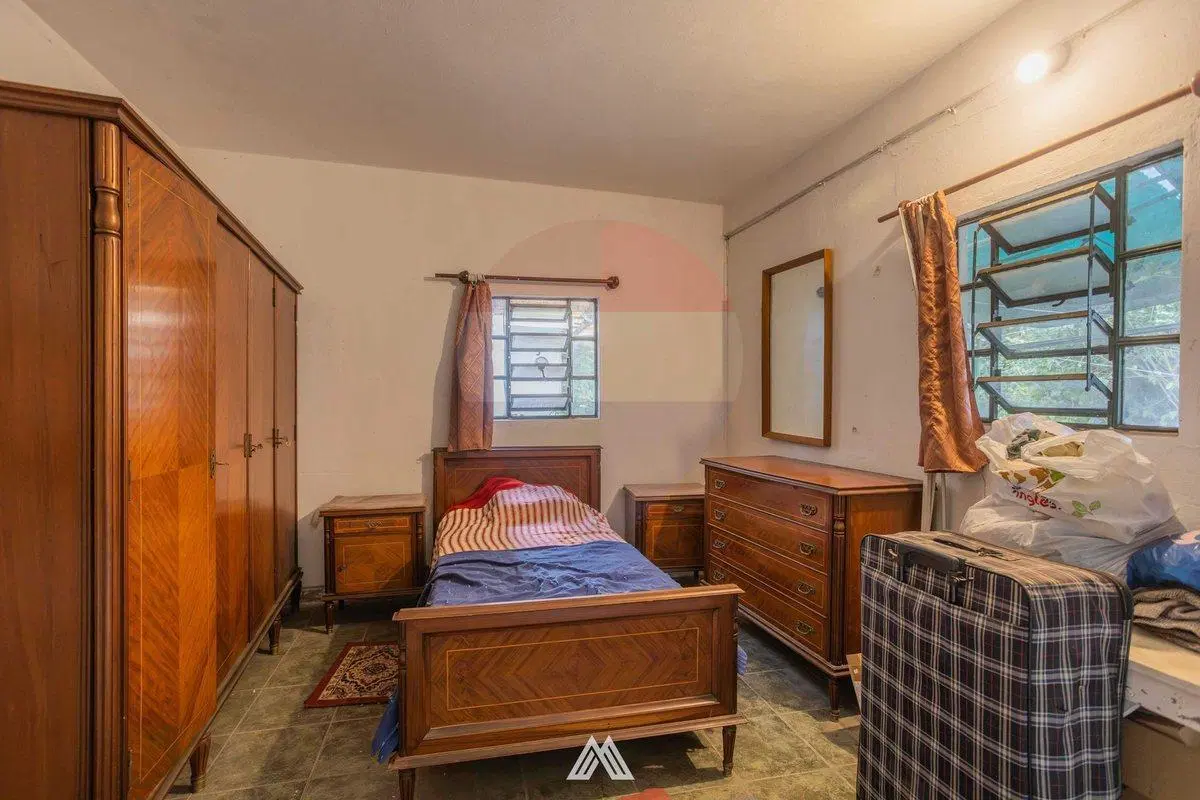 SE VENDE CASA 3 DORM. MAS MONOAMB, MAS APARTAMENTO 5