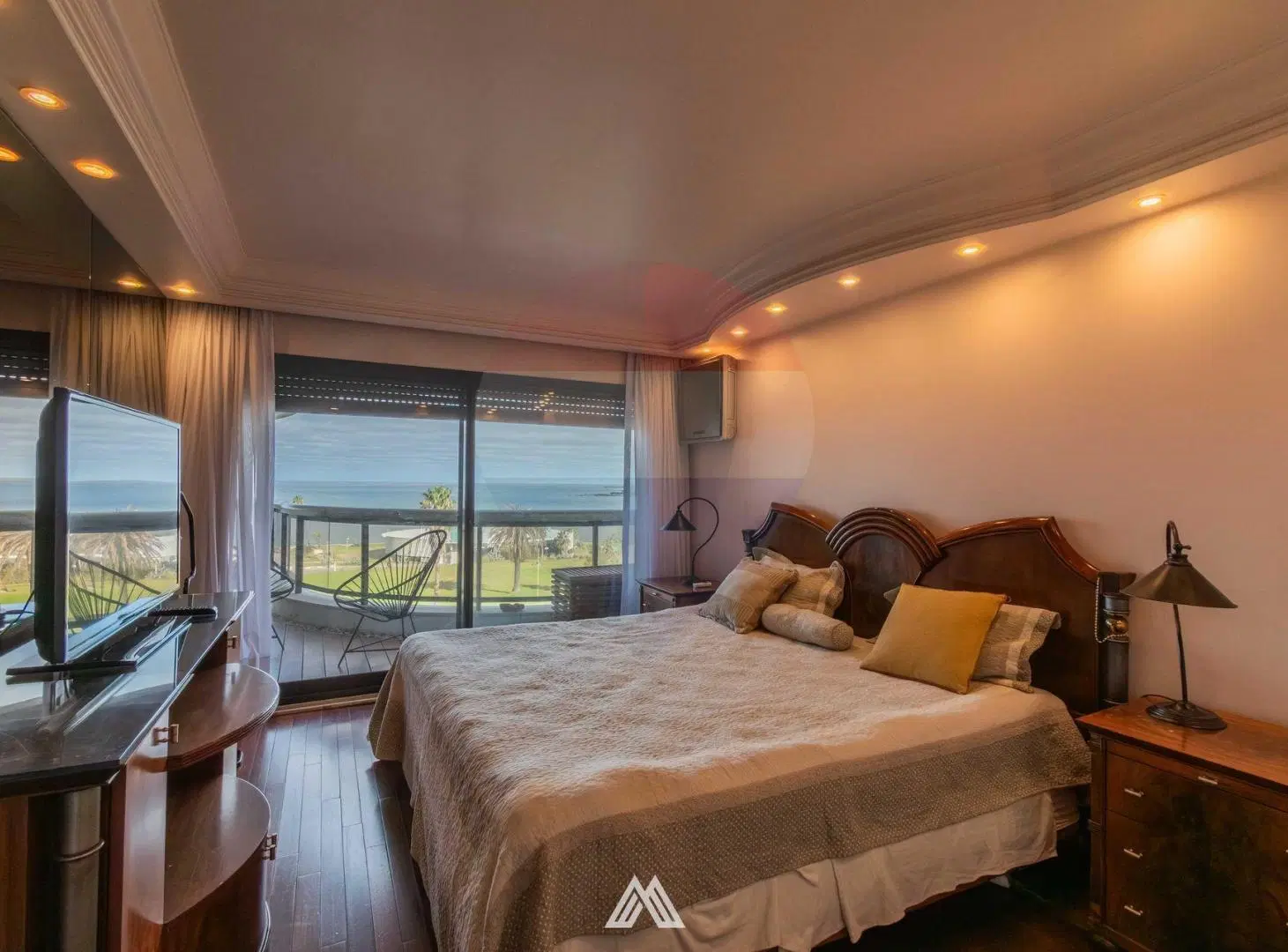 Venta apartamento 3 dormitorios, servicio, Pocitos 5