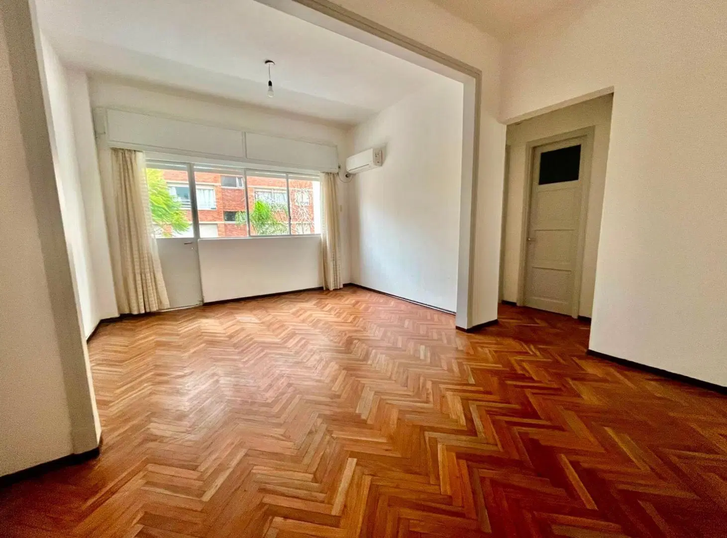 Alquiler Apartamento 2 Dormitorios Pocitos 4