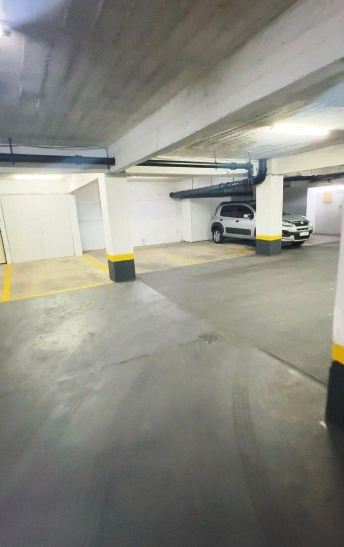 Foto de GARAJE EN VENTA PUNTA CARRETAS, imagen 2