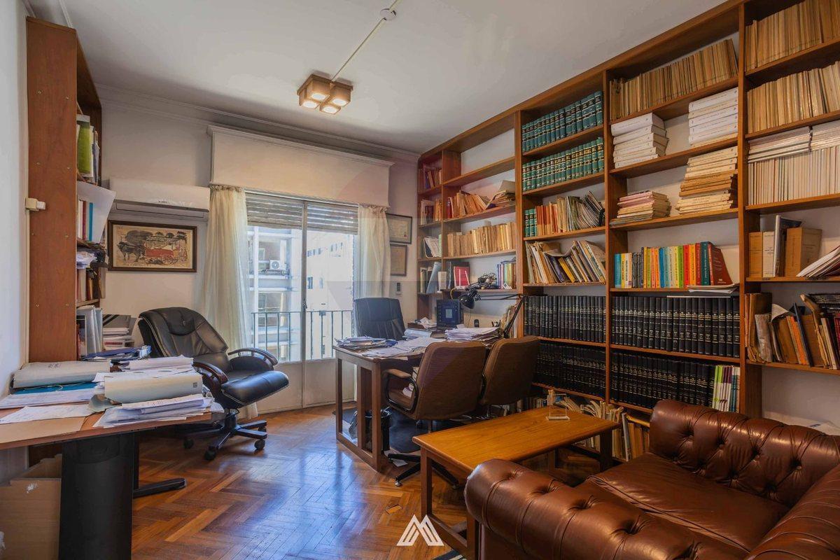 Foto de VENTA CENTRO 4 DORMITORIOS CON BALCON, imagen 2