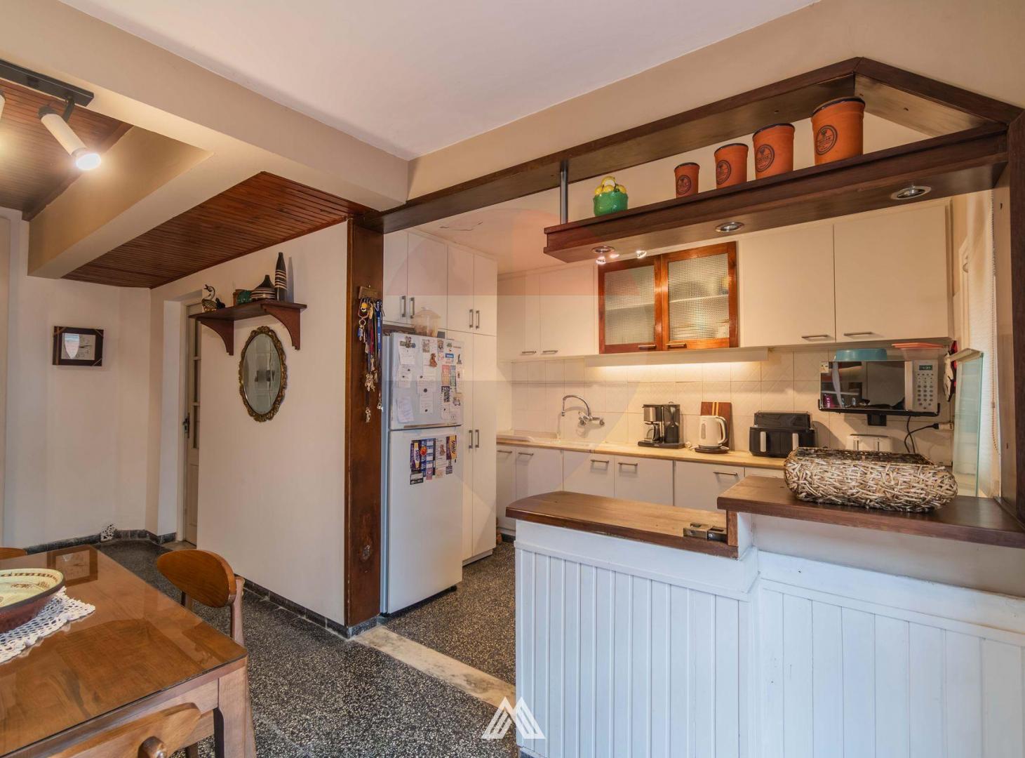 Foto de VENTA DE CASA 3 DORMITORIOS PRÓXIMA A TRES CRUCES, imagen 3