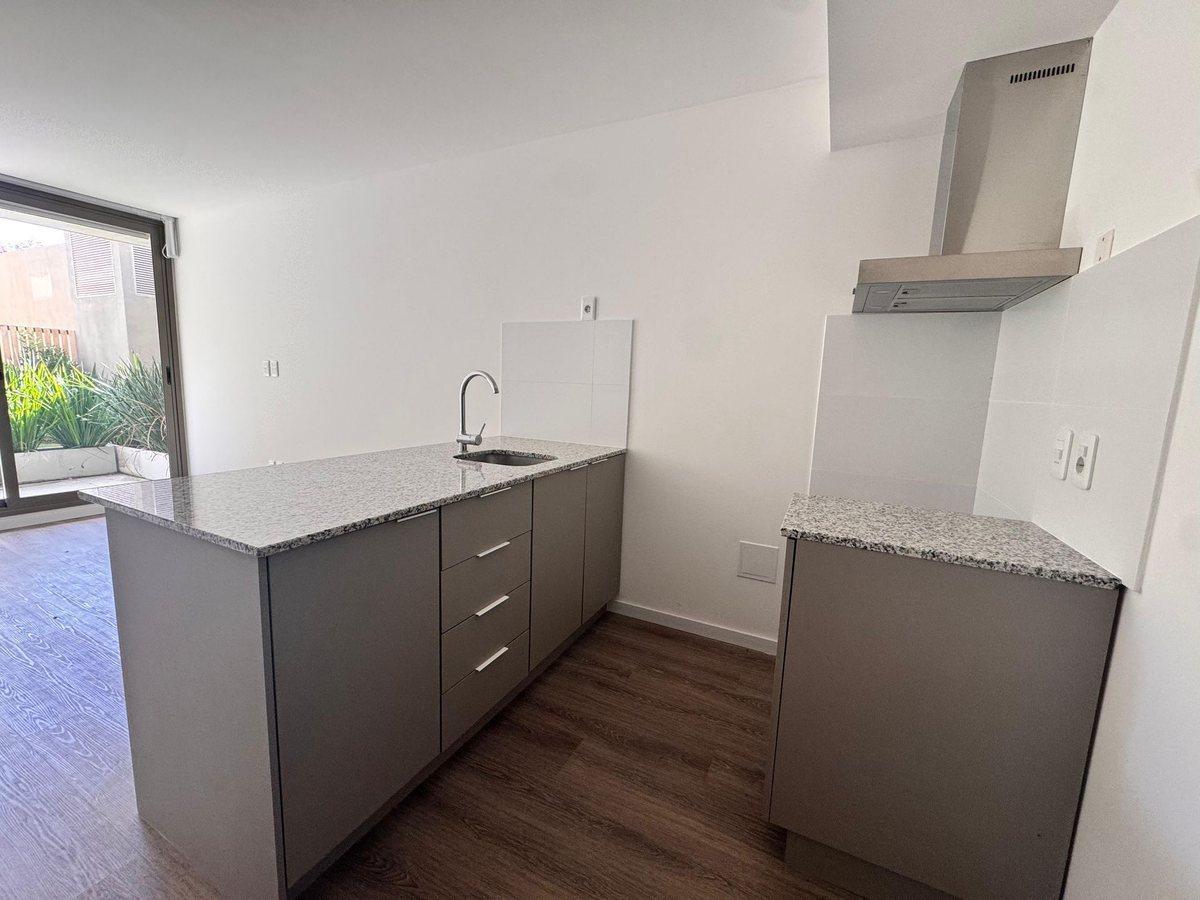 Foto de Venta Parque Batlle 1 dormitorio planta baja, imagen 2