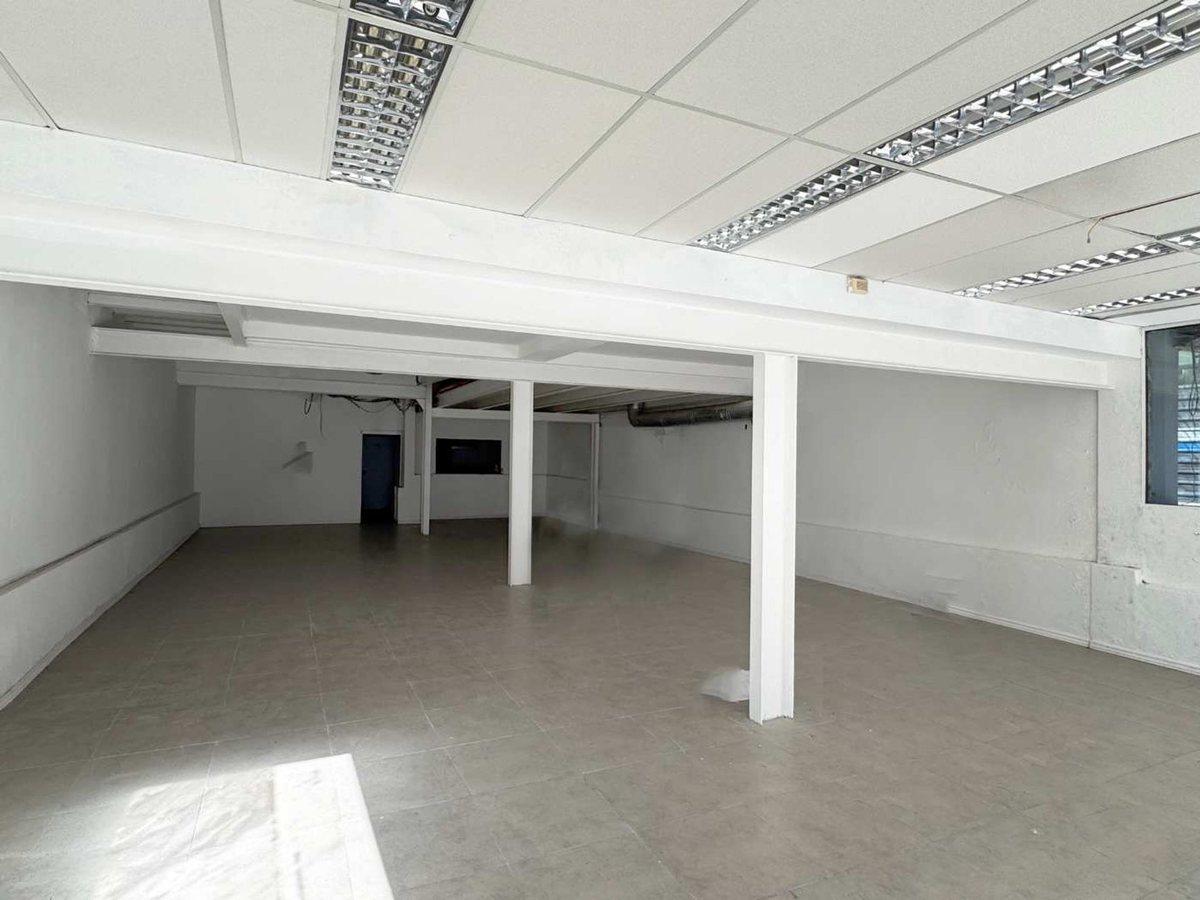 Foto de ALQUILER DE LOCAL COMERCIAL EN PUNTA CARRETAS, imagen 5