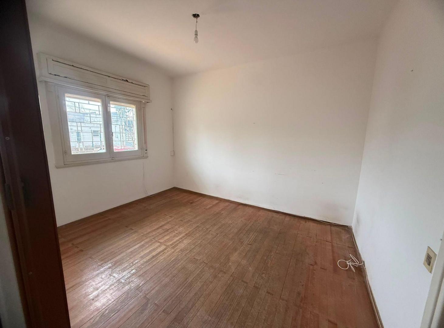Foto de VENTA APTO 2 DORMITORIOS Y PATIO BUCEO CON RENTA, imagen 3