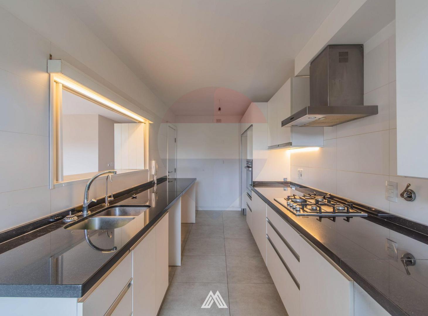 Foto de VENTA APARTAMENTO 3 DORM 2 BAÑOS 2 GARAGE, imagen 4
