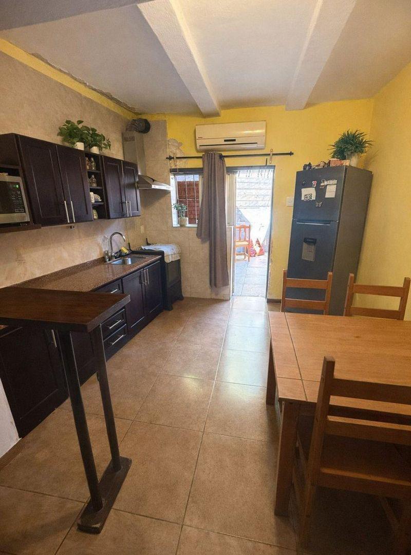 Foto de VENTA CASA 3 DORMITORIOS Y GARAJE BRAZO ORIENTAL, imagen 5