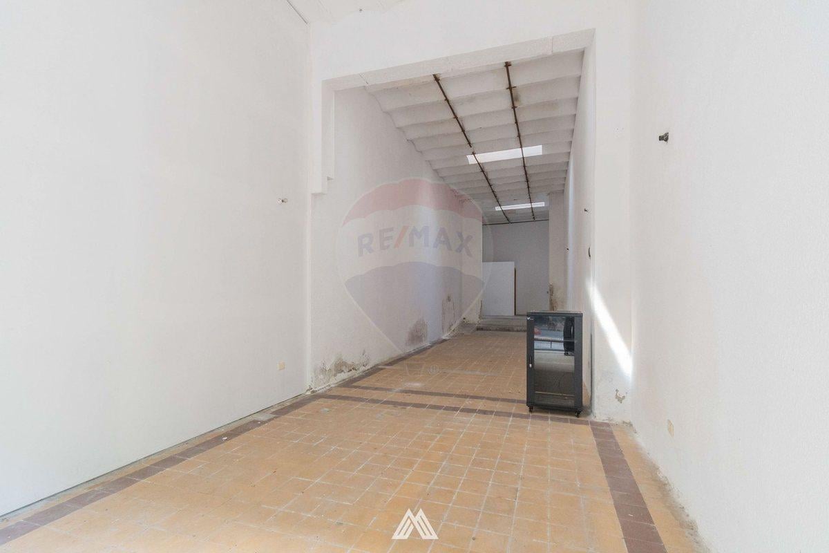 Foto de Se venden 3 locales con renta en Ciudad Vieja., imagen 1