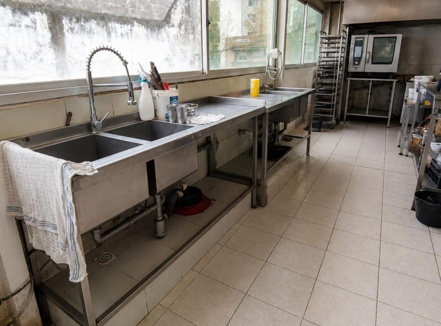 Foto de Venta Planta gastronomica equipada 125 m², imagen 4