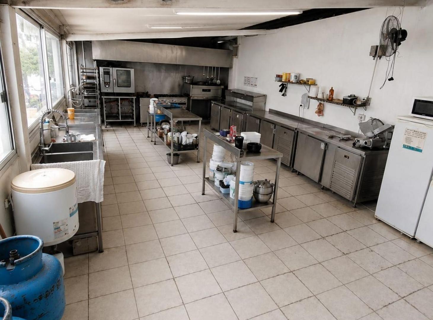 Foto de Venta Planta gastronomica equipada 125 m², imagen 3