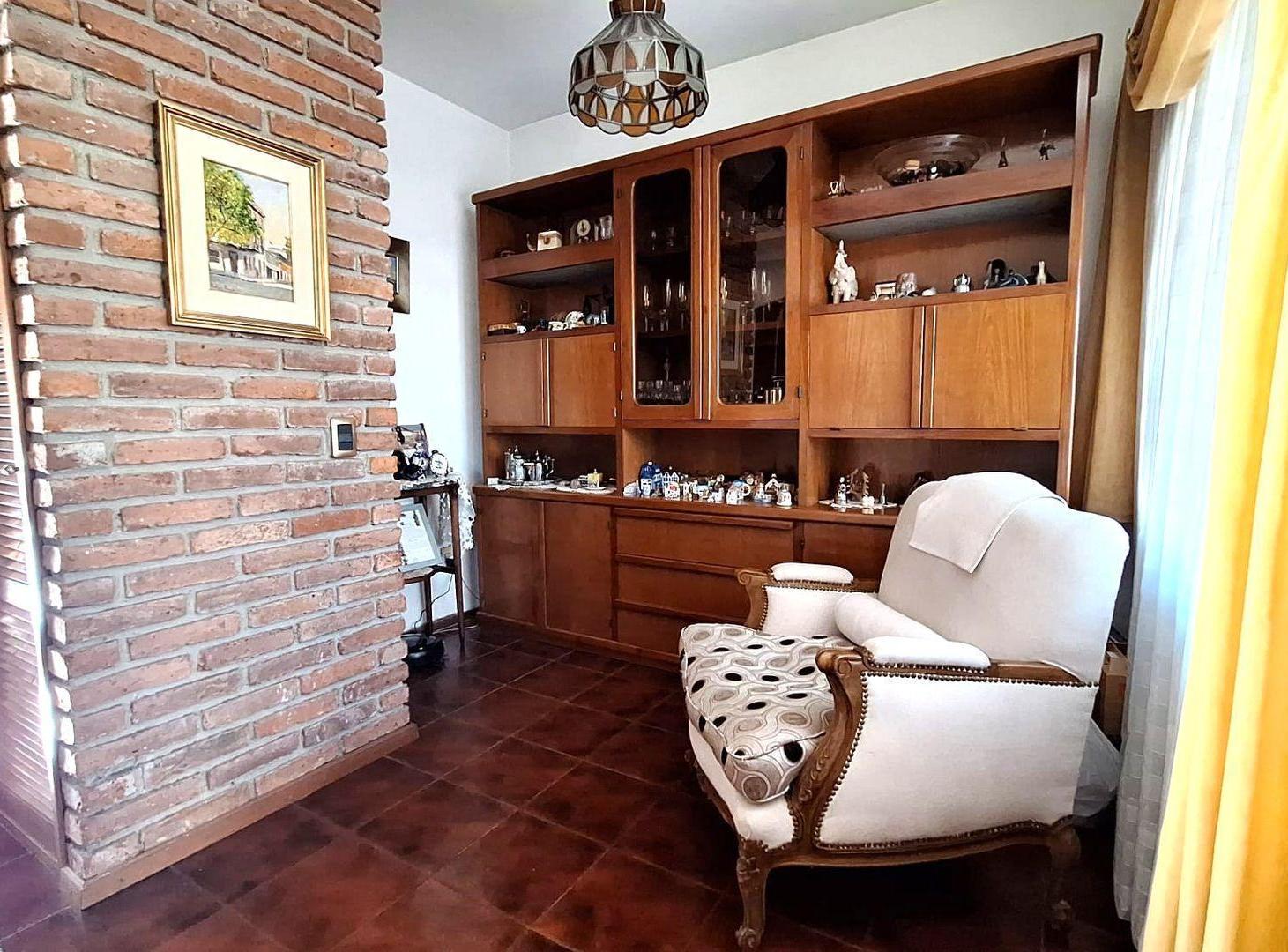 Foto de VENTA 2 CASAS EN MISMO PADRON GJE X2 , MALVIN SUR, imagen 1
