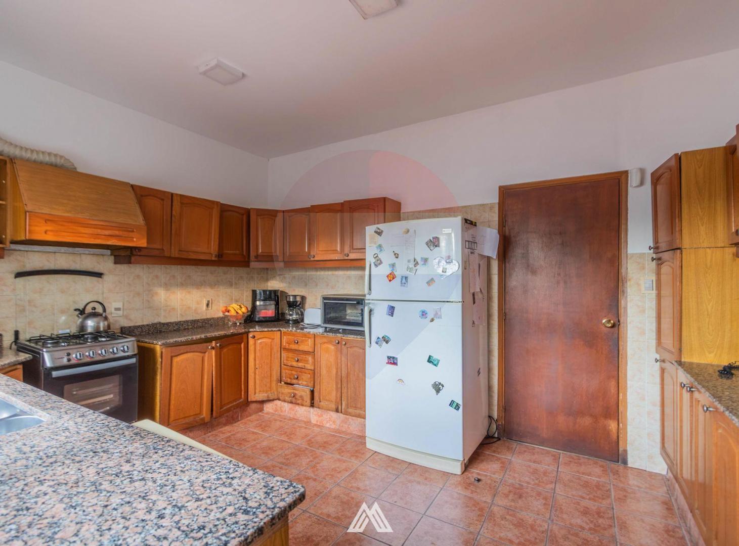 Foto de Vendo Casa en Carrasco 4 dormitorios Cochera Doble, imagen 5
