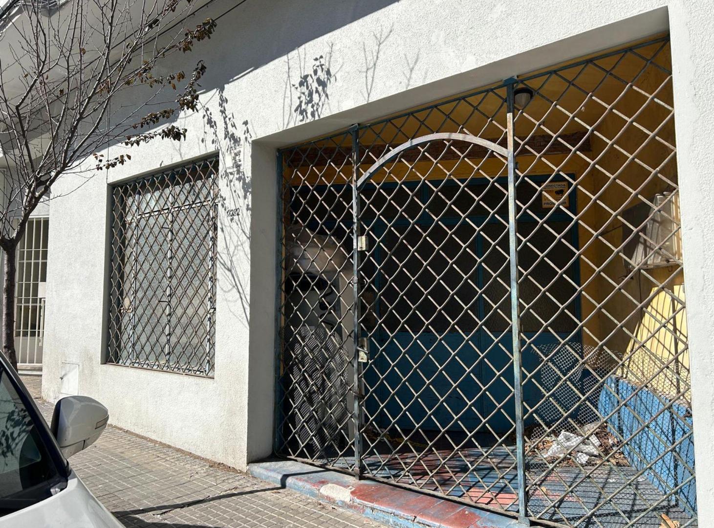 Foto de VENDO LOCAL COMERCIAL / DEPOSITO EN CORDON SUR, imagen 5