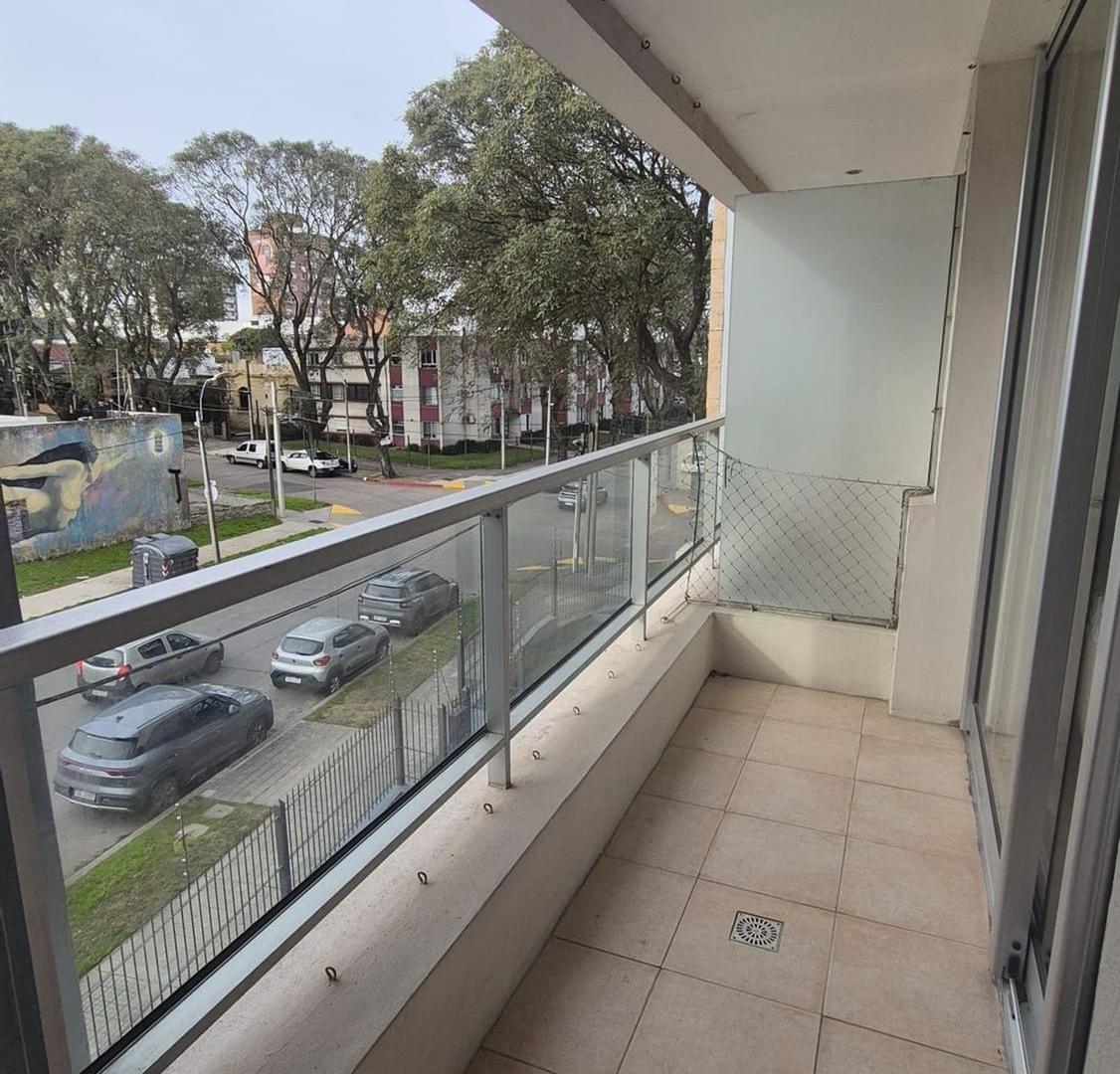 Foto de Alquiler Apartamento 1 dormitorio Amoblado Malvin, imagen 2