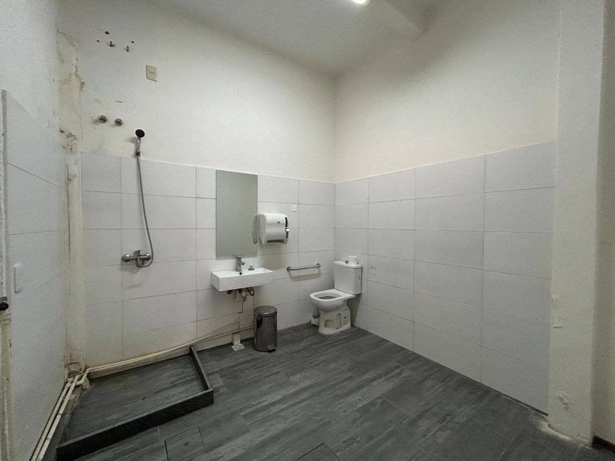 Foto de VENTA CASA / OFICINAS EN CORDON CON RENTA, imagen 5