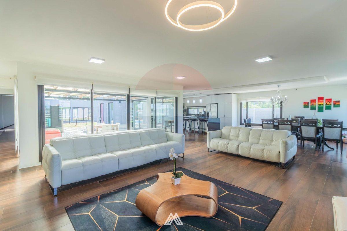Foto de SE VENDE CASA 4 DORMITORIOS CIUDAD DEL PLATA, imagen 2