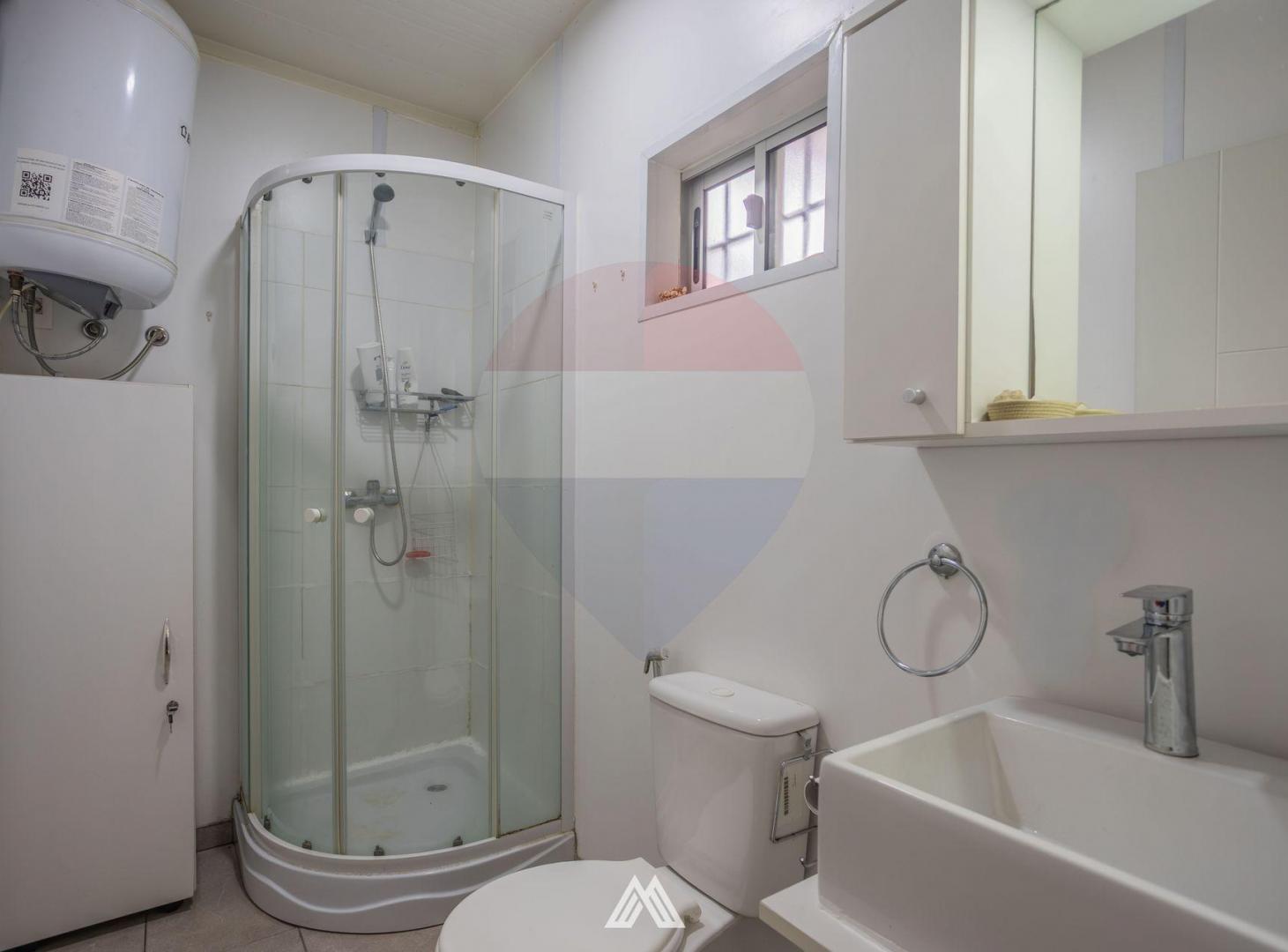 Foto de VENTA DOS CASAS CON PISCINA EN GUAZUVIRA, imagen 3