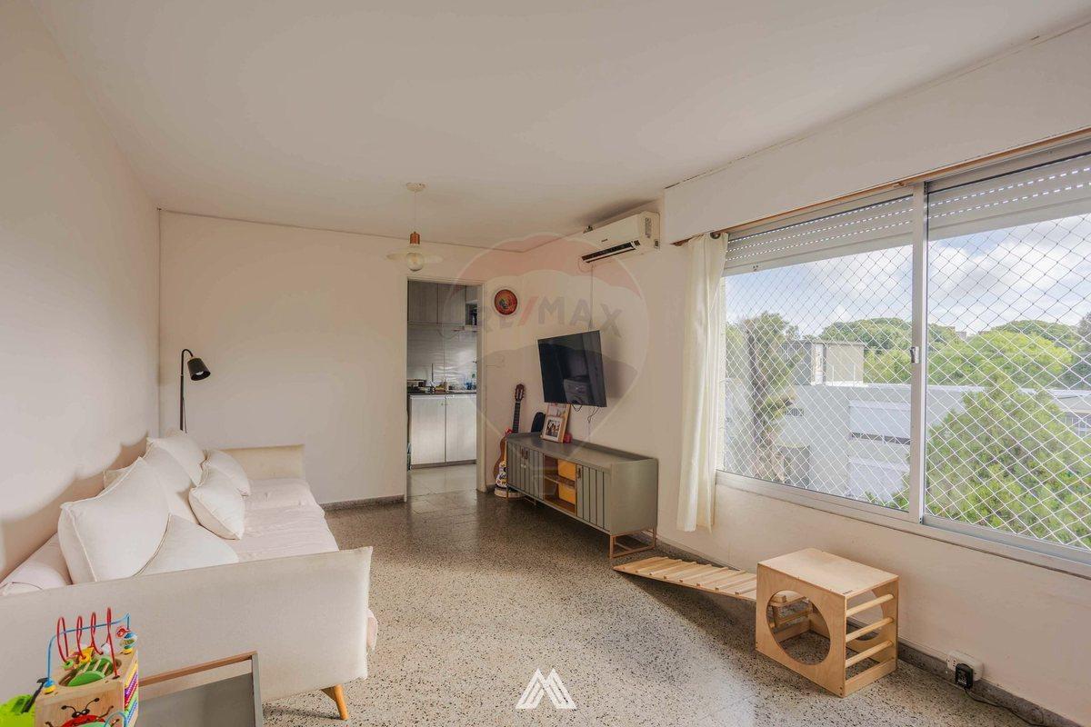 Foto de SE VENDE APTO EN COOPERATIVA MALVIN NORTE 3 DORM, imagen 3