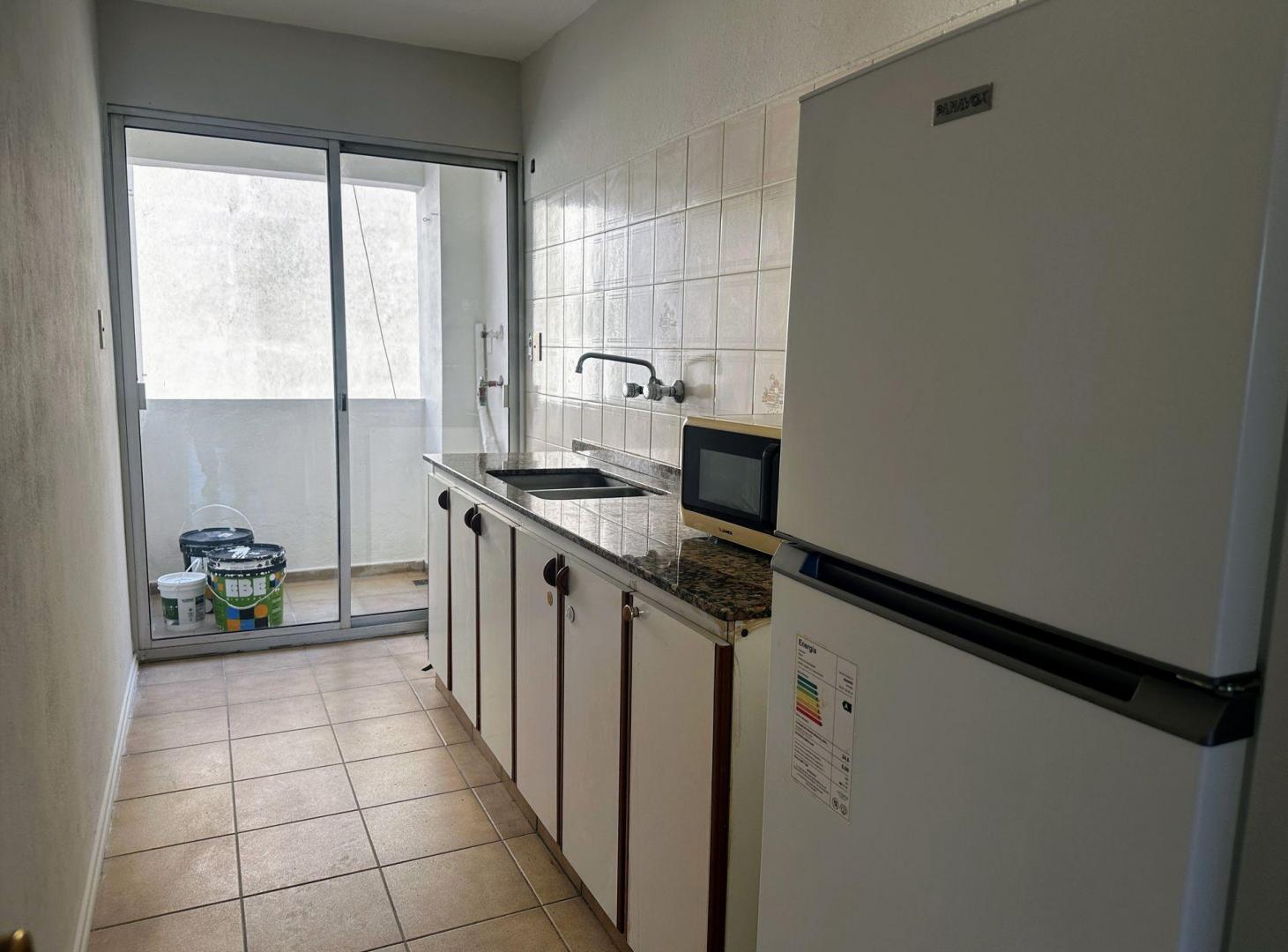 Foto de Alquiler Pocitos 2 Dorm 3 cuadras de la rambla, imagen 3