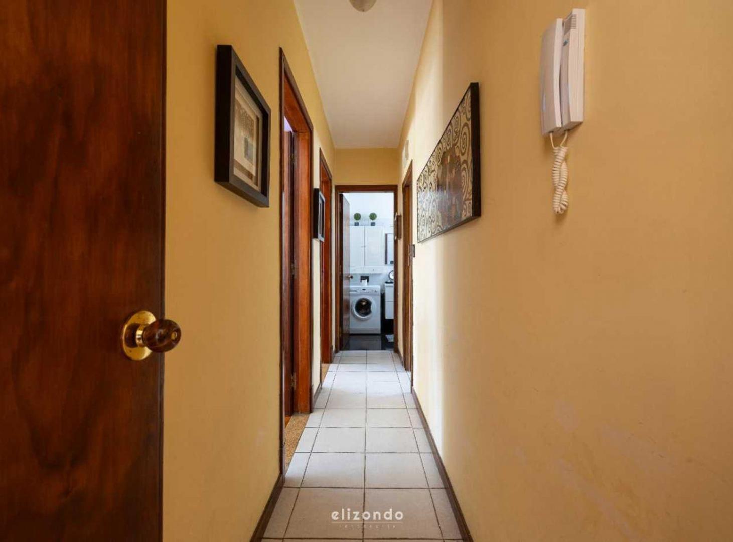 Foto de VENTA APARTAMENTO 2 DORMITORIOS . CENTRO., imagen 1