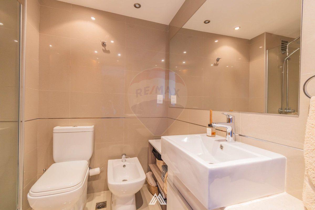 Foto de Venta Penthouse Pocitos 2 dormitorios Garaje Renta, imagen 3