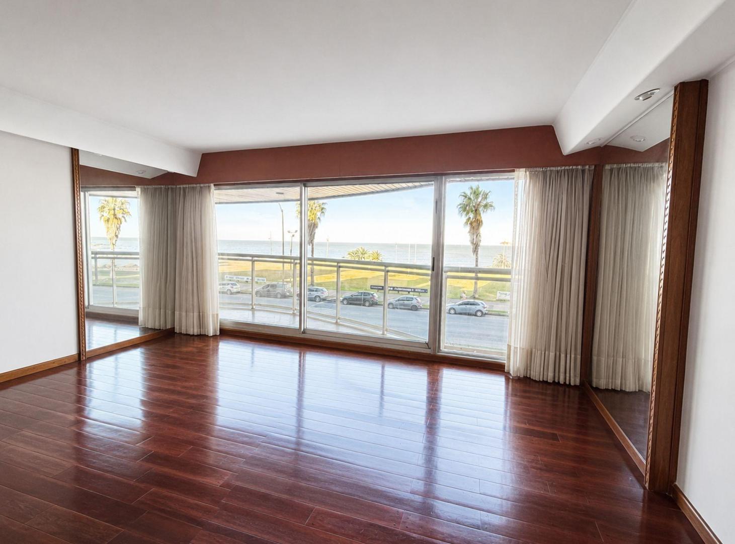 Foto de Alquiler Apartamento Rambla Punta Carretas 4 Dorm, imagen 3