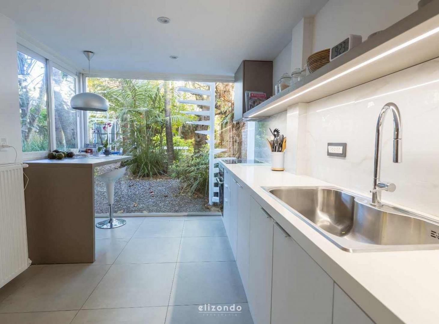 Foto de ALQUILER CASA 4 DORMITORIOS JARDIN PUNTA CARRETAS, imagen 4