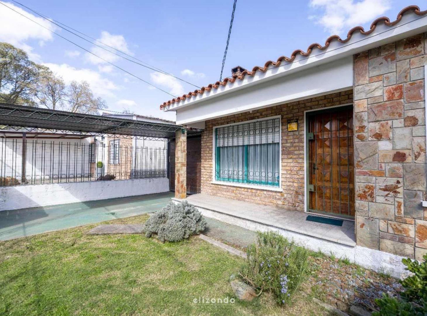Foto de Venta Casa Ituzaingó 3 dormitorios Cochera x2, imagen 2