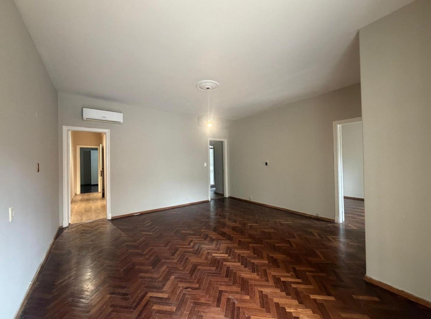 Foto de Apartamento tipo Casa ,Pocitos -Patio para entrar, imagen 1