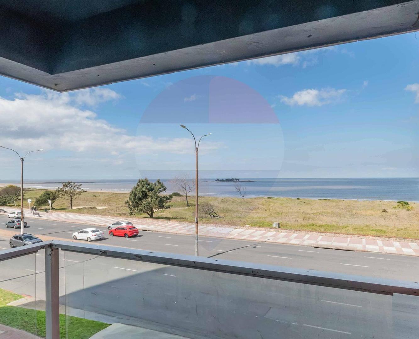 Foto de VENTA apartamento Rbla MALVIN 3 DORMITORIOS GGE, imagen 1