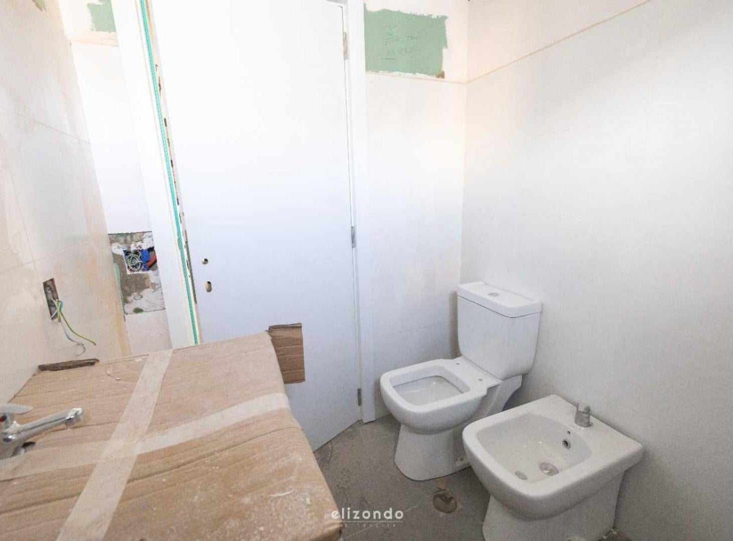 Foto de Venta Monoambiente con cochera Tres Cruces, imagen 5