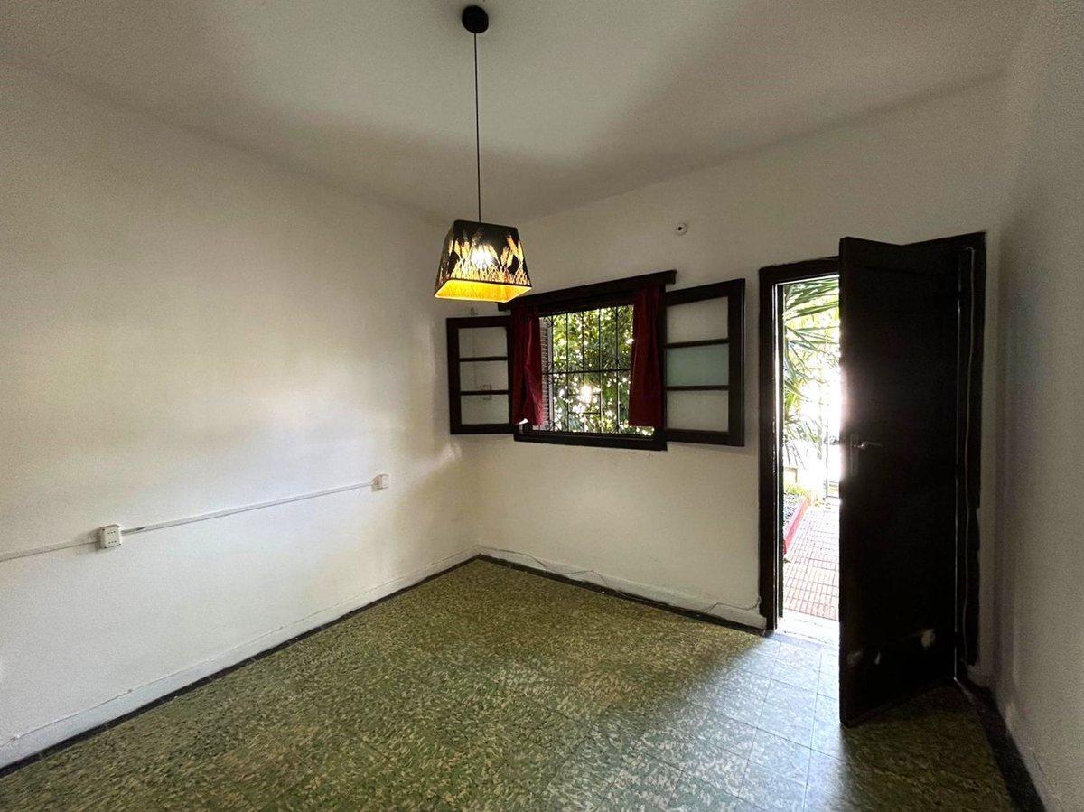 Foto de Alquiler casa 2 dormitorios-Patio-Jardin- Union, imagen 2