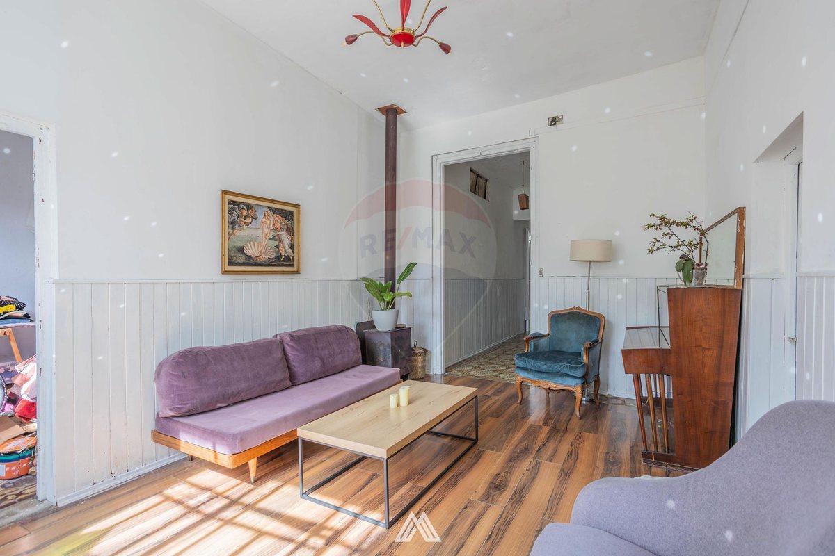 Foto de VENTA PARQUE BATLLE - CASA CON 3 APTOS RENTADOS, imagen 2