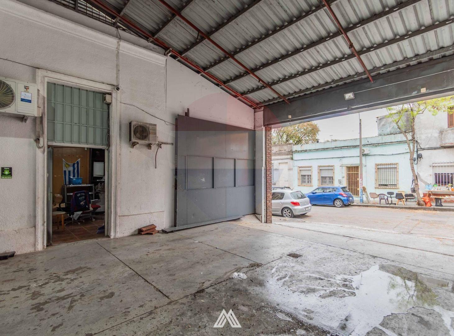 Foto de Local Depósito con Entrada de Camiones y Oficinas, imagen 4
