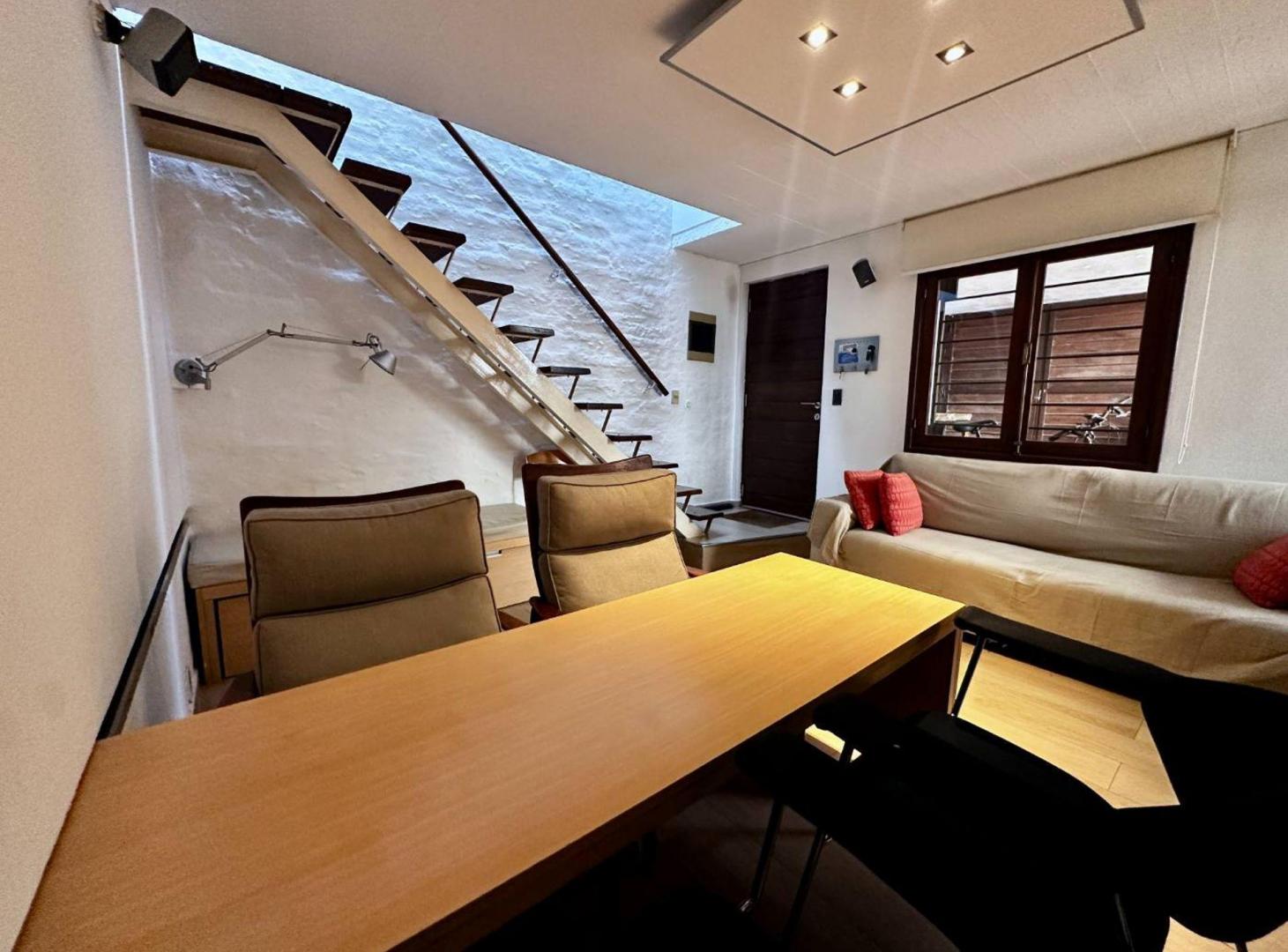 Foto de Casa excelente estado – 3 dormitorios – Cordón Sur, imagen 2