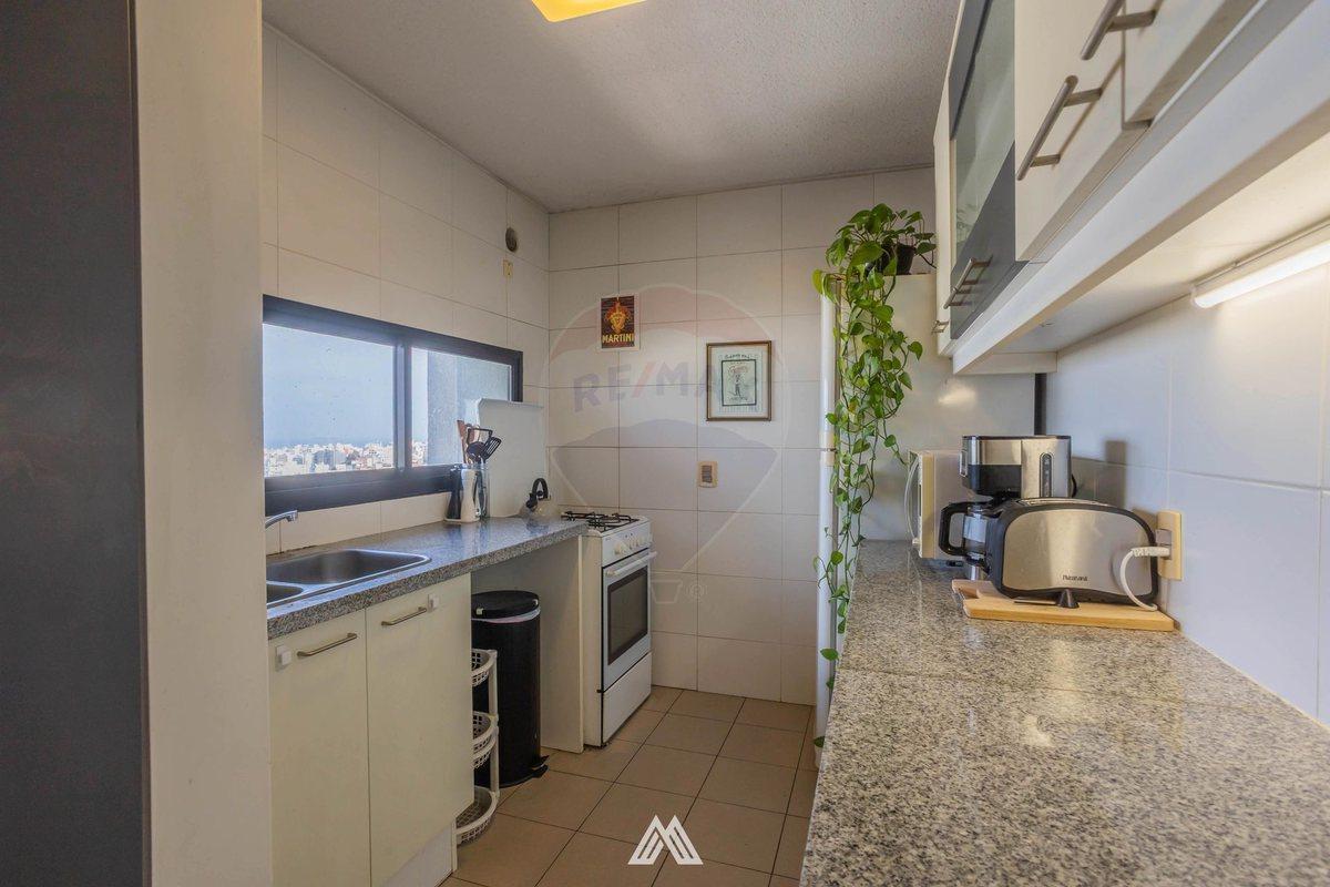 Foto de ALQUILE PISO 19 2 DORM EN SUITE C MUEBLES POCITOS, imagen 4