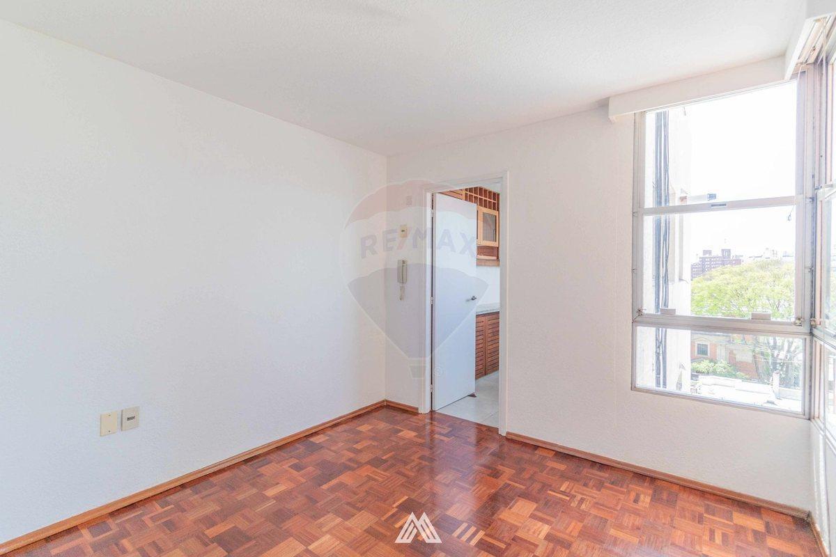 Foto de Alquiler 2 dormitorios y servicio, cochera, balcón, imagen 4