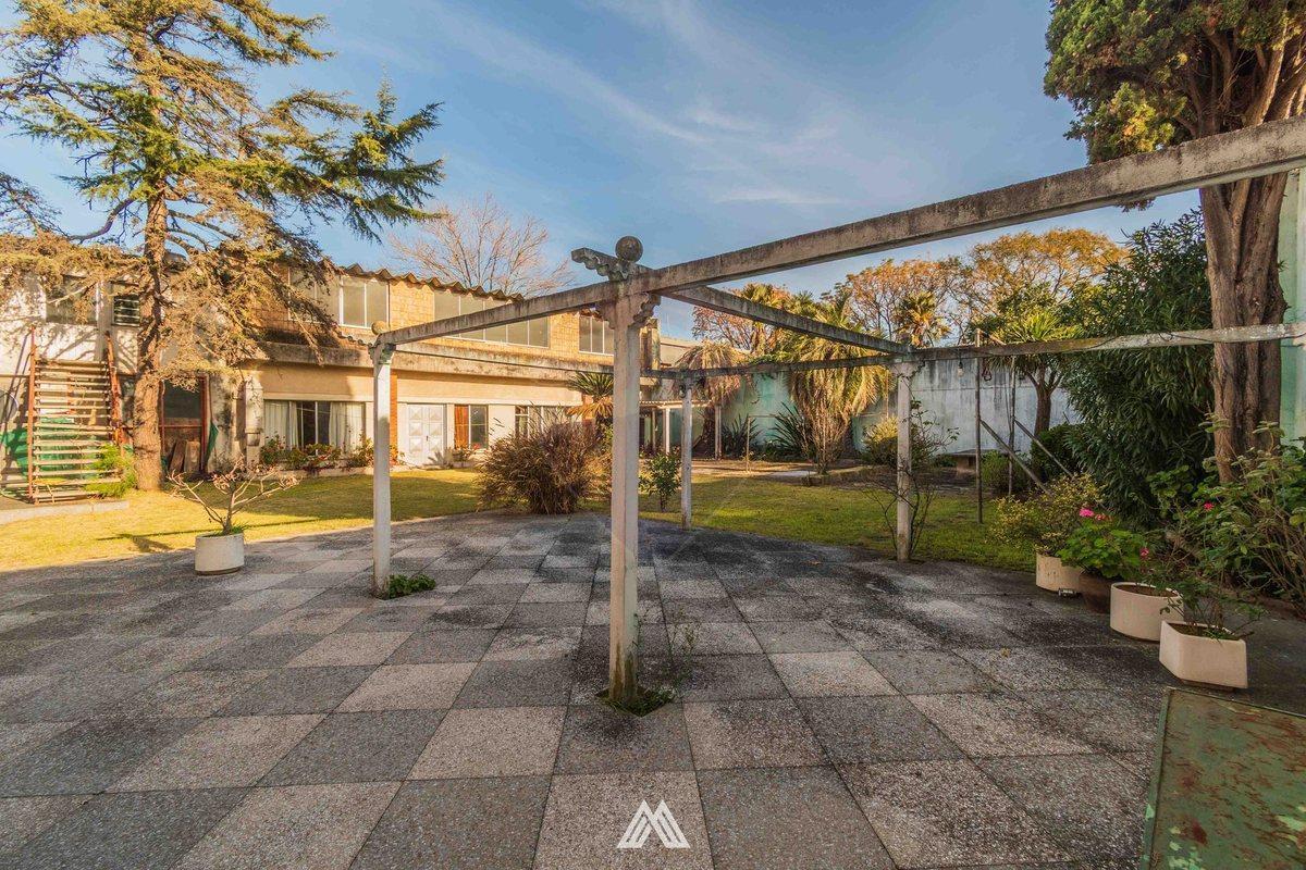Foto de TERRENO IDEAL DESARROLLO INMOBILIARIO DE 1.567m2, imagen 2