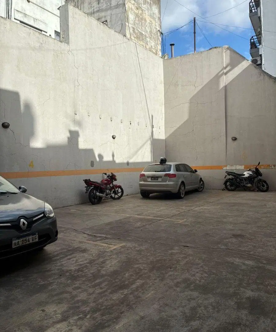 Cochera fija descubierta 1