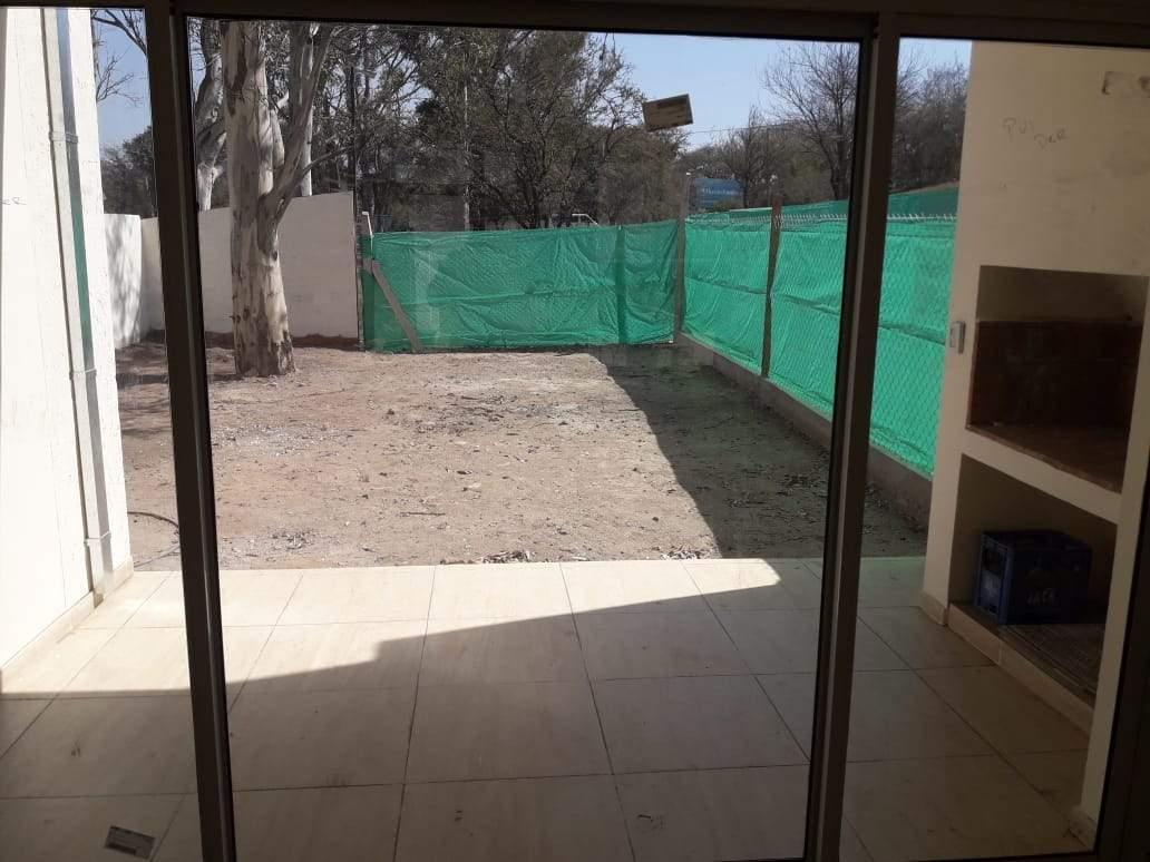 Foto de Venta DUPLEX en Barrio Cerrado La Catalina, imagen 5