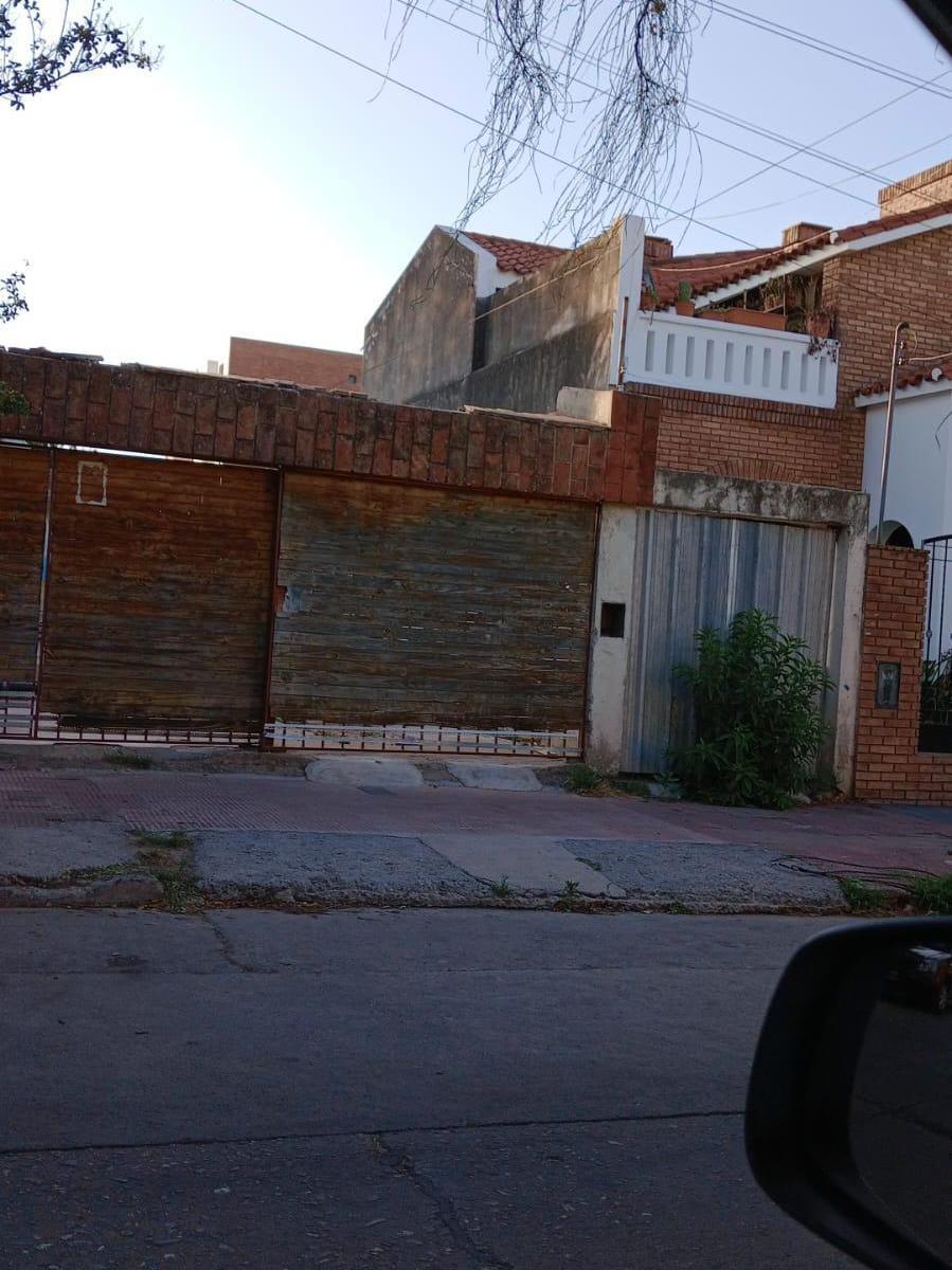 IDEAL INVERSIONISTA !!! Venta LOTE CON PROYECTO en Barrio Alto Alberdi calle Velez