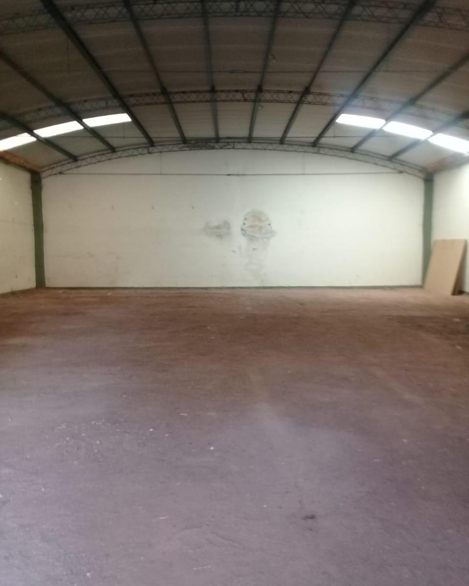 Venta Galpon en Barrio Kennedy, Calle Rimini 2