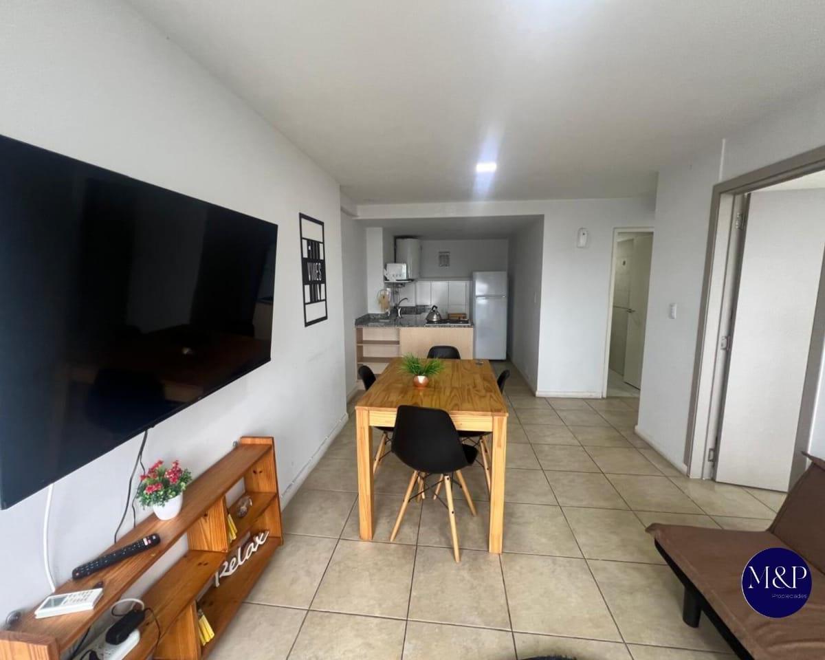 ¡Venta Departamento 1 Dormitorio Amoblado en Zonna Centro 2