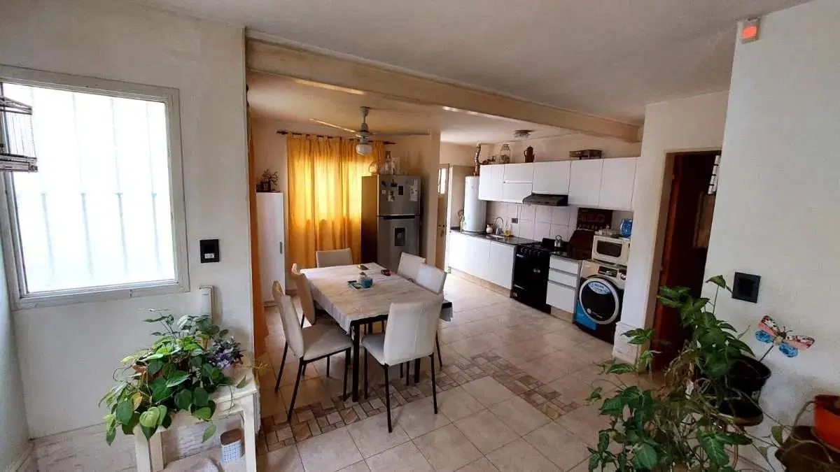 VENTA CASA EN HOUSING LOS ALGARROBOS Villa Allende 2